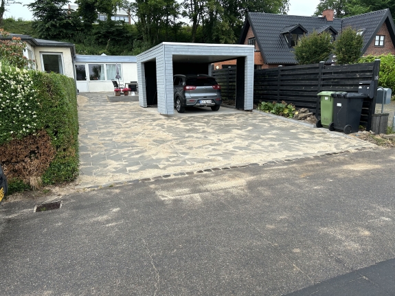 Ny indkørsel